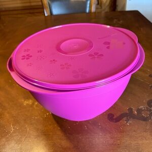 Tupperware Legacy Bowl 10 Liter